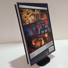 Call of Duty • Black Ops – The Official Comic Collection. 246 Pages + Hard Cover