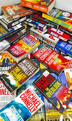 Lot of 10 Michael Connelly VG Crime Fiction Trade Paperback Books Mixed Titles