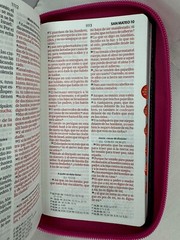 Biblia Chequera Letra 8.5 puntos RV1960 imit piel rosa fucsia gris claro con …