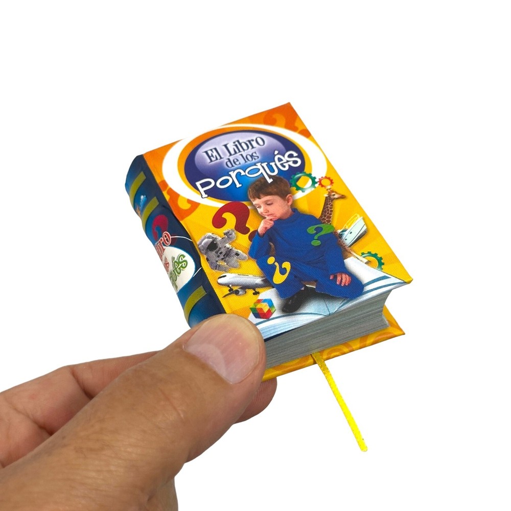 new El Libro de los Porques mini book 2.65″ H hardcover 330 pgs, 146 questions