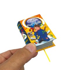 new El Libro de los Porques mini book 2.65″ H hardcover 330 pgs, 146 questions