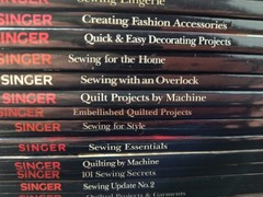 Lot of 22 SINGER SEWING REFERENCE LIBRARY Books/ Magazines Lot