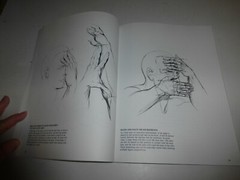 Drawing Dynamic Hands by Burne Hogarth 9780823013685 (Paperback, 1988) 122