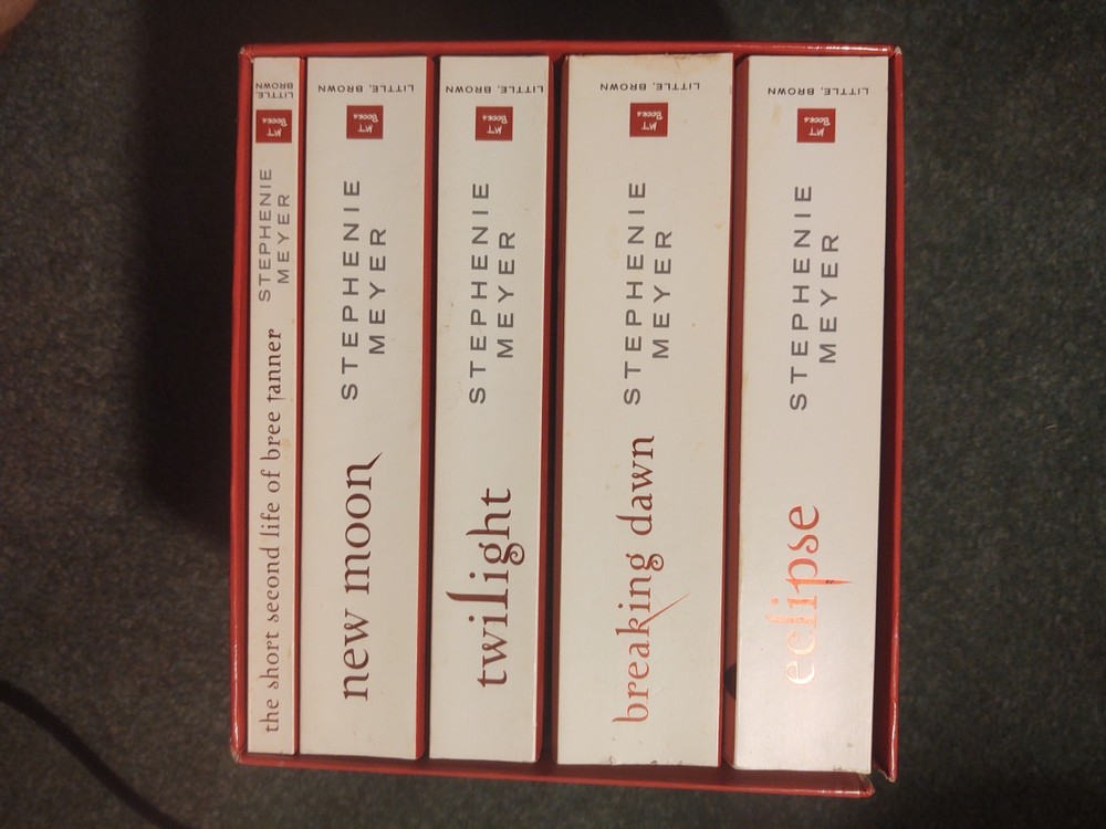 Twilight Saga White Collection by Stephenie Meyer (2012, Trade Paperback)