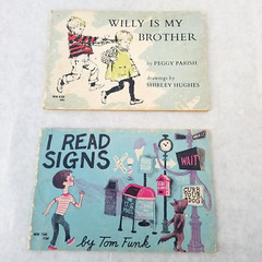 Lot of 2 1960s Young Readers Softcovers – I Read Signs & Willy is my Brother