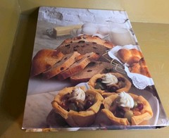 Complete Book of Baking Pillsbury Cookbook 1993 Hardcover 512 Pages Of Recipes