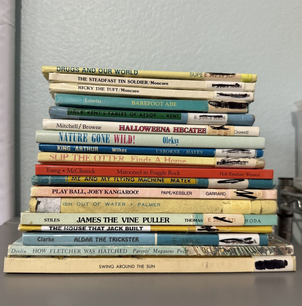 Lot of 18 Vintage 60s 70s 80s 90s Childrens Kids Picture Books Elementary School
