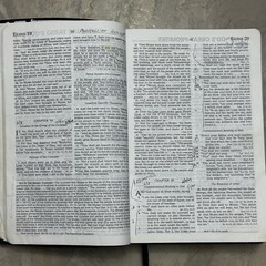 Holy Bible John Hagee Prophecy Study Bible NKJV Bonded Leather 1997