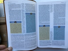 NKJV Spirit Filled Life Bible Red Letter Edition Thomas Nelson 2018 Leathersoft