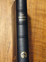 French Bible, La Sainte Bible – Segond 1910 Blue Vinyl, Handheld Thumb Index