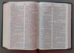 Holy Bible Premium Bonded Leather B&H KJV Giant Print Edition Red Letter 1982 VG
