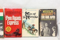 Lot of 34 Vintage Paperbacks, 1960s / 1970s Copyrights, No Duplicates, B675