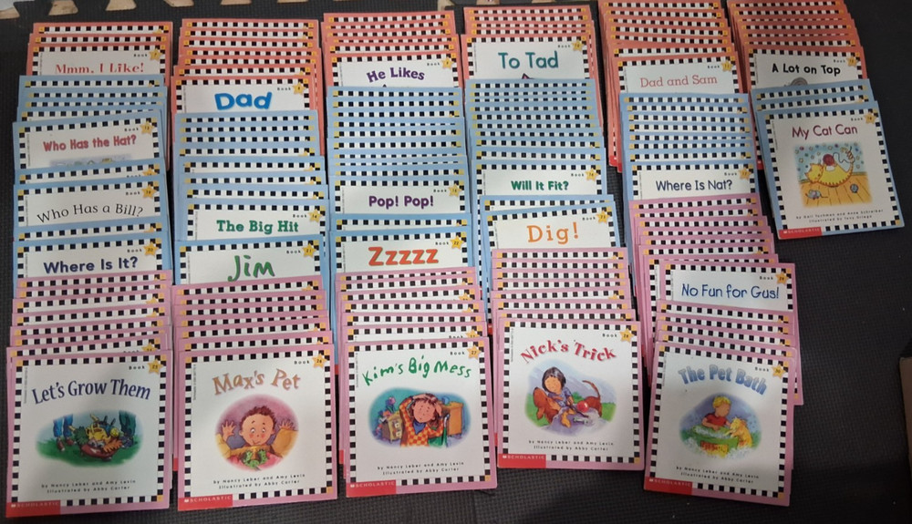 Large Lot of over 130 Scholastic Phonics Readers – Class Sets – FREE SHIPPING