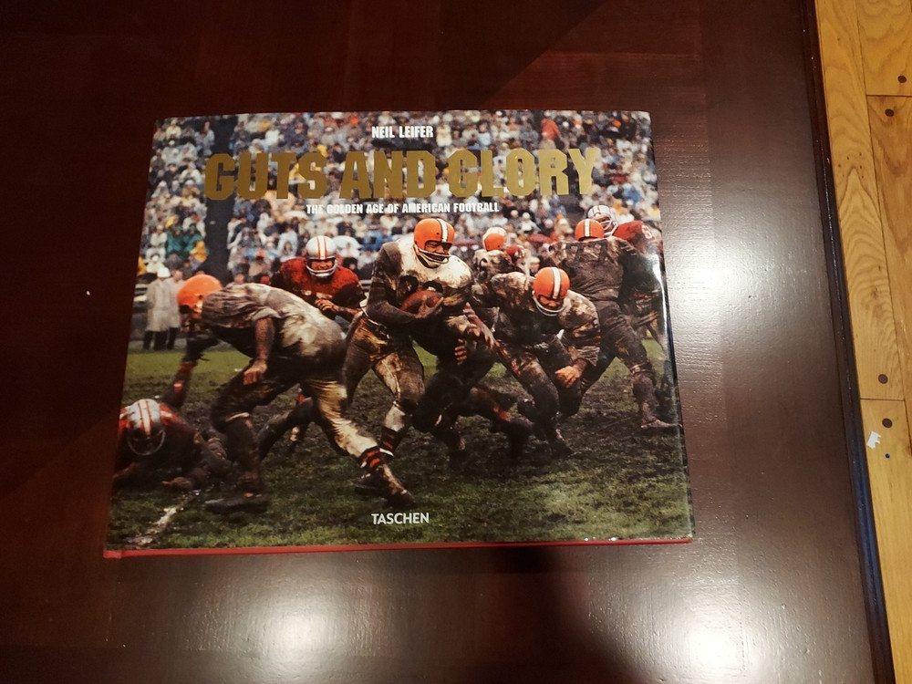Neil Leifer Guts and Glory – Golden Age of American Football Gabriel Schechter