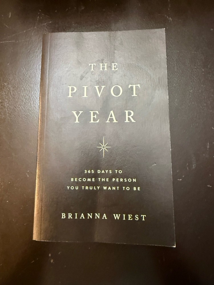 The Pivot Year – by Brianna Wiest Paperback*