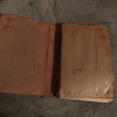 Gulliver’s Travels by D. Swift. Leather Hardback 1932. Binding Loose. 304 Pages