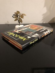 Signed Copy (from 3 players) Max Walker Back To Bay 13 G.Spark Ed. 1980 First Ed