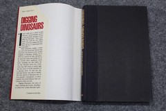 Digging Dinosaurs by James Gorman and John R. Horner 1st Edition 1988 HCDJ