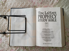 NKJV Tim LaHaye Prophecy Study Bible