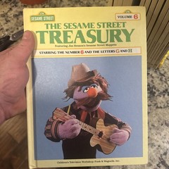 Complete Sesame Street Treasury Set 1-15 w/ Big Bird Holder 1983 CTW Books