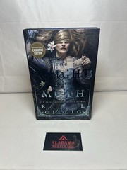 The Knight and the Moth Rachel Gillig Exclusive Barnes Noble Special Edition NWT