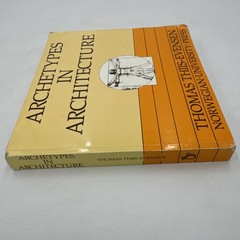 Archetypes in Architecture Thomas Thiis-Evensen Oxford University Press 1991 PB