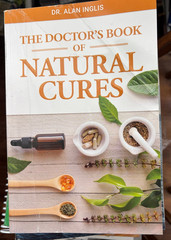 The Doctor’s Book of Natural Cures by Dr. Alan Inglis PAPERBACK