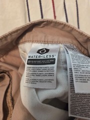 Mens Levi Strauss Cargo Waterless 100% Cotton Shorts 36 Waist (Beige)