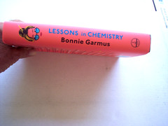 Lessons in Chemistry by Bonnie Garmus HC 2022 1st edition