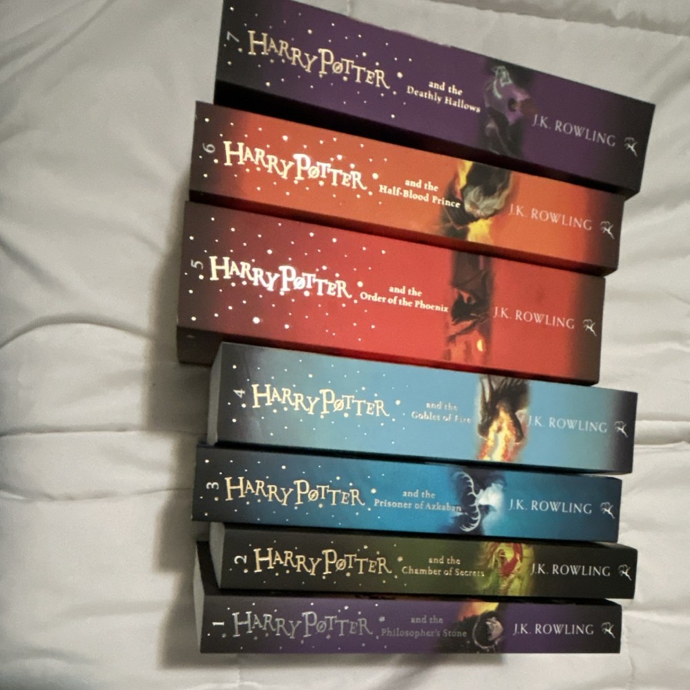 J.K. Rowling Harry Potter Complete 7 Book Paperback Boxset Bloomsbury