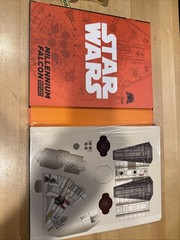 Star Wars: Millennium Falcon Book and Mega Model (Mixed media product)