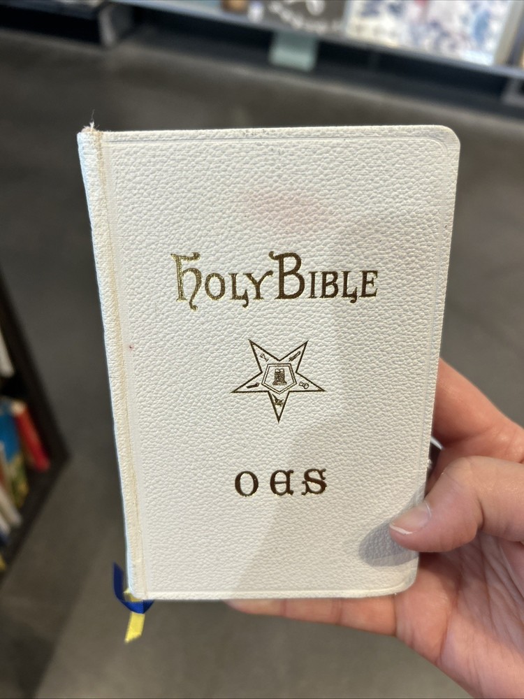 The Holy Bible King James Version White Cover Holman Order of Eastern Star Bible