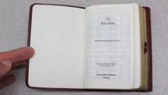 Holy Bible KJV Holman 1989 – Bonded Leather – Button Snap – Burgundy Verse Ref