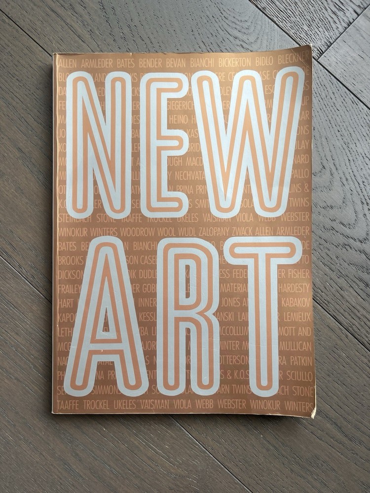 New Art Book 1990 Publisher Harry N. Abrams. Coffee Table Book. Elissa Ichiyasu.