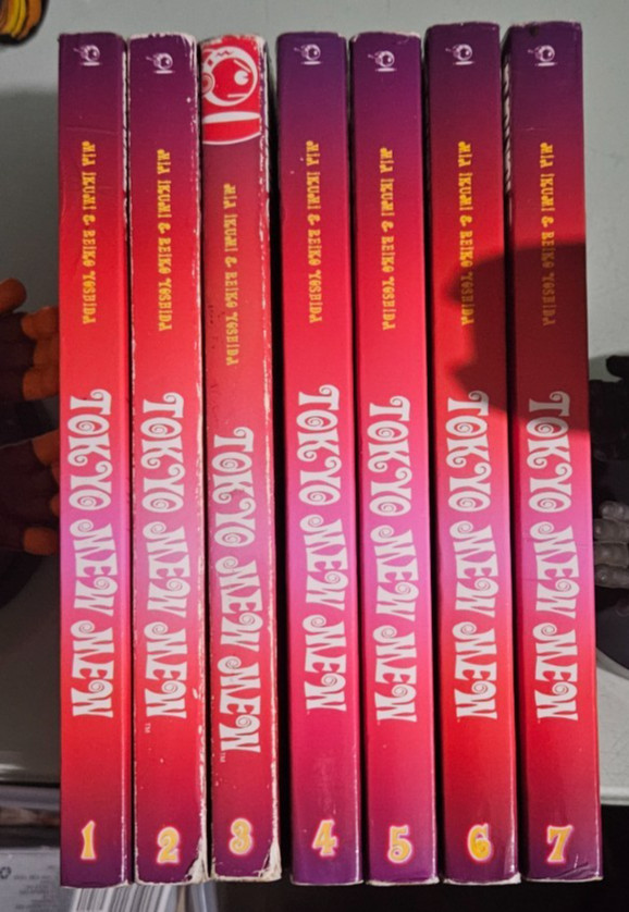 mia ikumi & reiko yoshida TOKYO MEW MEW 1 2 3 4 5 6 7 tokyopop paperback lot