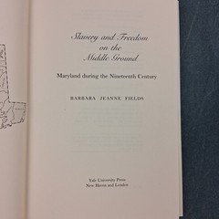 Slavery and Freedom on the Middle Ground Fields HC 1985 History VG