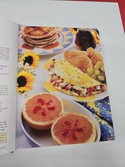 Taste Of Home 30 Minute Cookbook 210 Pages
