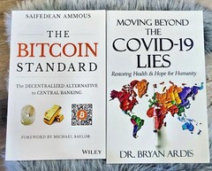 2 book’s combo The Bitcoin Standard , Moving Beyond theCovid-19 Lies👌👌👍pb