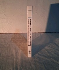 Hydraulics of Pipelines-Pumps, Valves, Cavitation, Transients by J. Paul Tullis