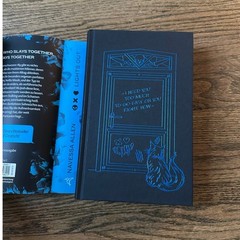 Lights Out By Navessa Allen Bücherbüchse Exclusive German Edition