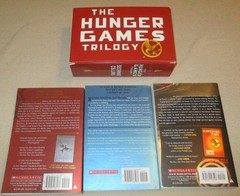 Scholastic Hunger Games 3 paperback books Box Set by Suzanne Collins 2023