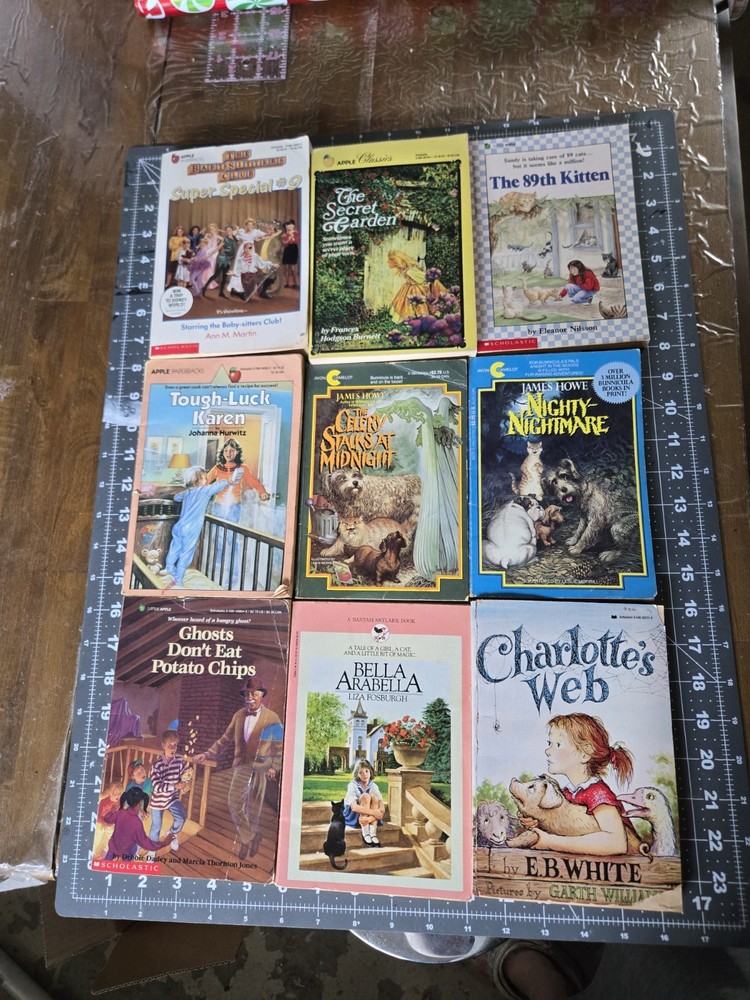 Assorted Vintage Lot of 8 Apple, Little Apple, & Avon Camelot Paperback Books