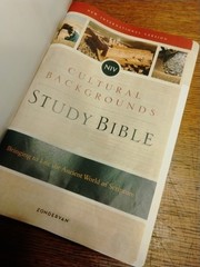 Zondervan NIV Cultural Backgrounds Study Bible Leathersoft Green