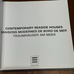 Contemporary Seaside Houses (Evergreen Series) – Paperback – GOOD