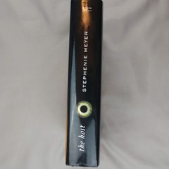 The Host Stephenie Meyer Little Brown Black HC Sci-Fi Fantasy Novel Adult
