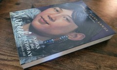 Minuk: Ashes in the Pathway (Girls of Many Lands) by Kirkpatrick Hill (VG, PB)