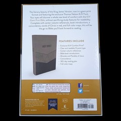KJV Holy Bible Thomas Nelson King James Version Brown Leathersoft Giant Print