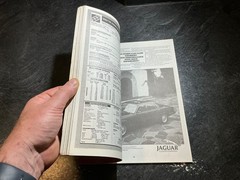 Jaguar XJ6 and XJ12, Series III 1979-1985 Brooklands Books Vanden Plas 4.2, 3.4
