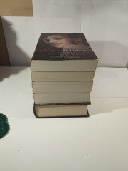 Vampire Academy Book Set 1-4, 6 Richelle Mead Paperback & Hardcover, Romance