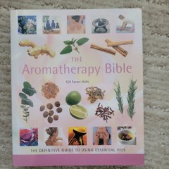 Lot 5 Books Louise Hay Alternative Medicine Aromatherapy Essential Oils etc…